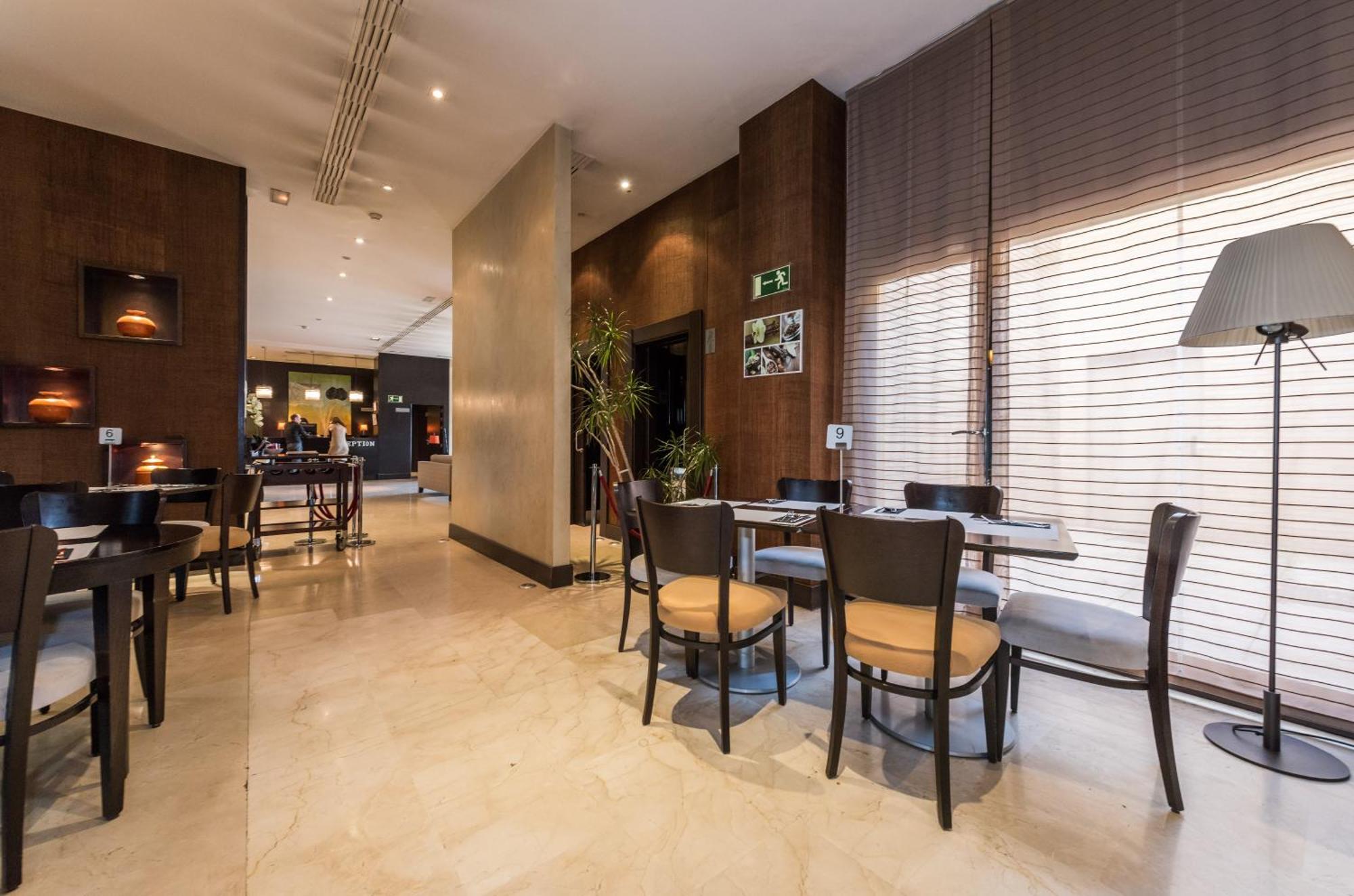 Hotel Mercader — Photos 1